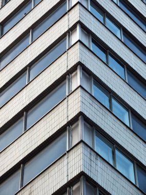 modern ofis binası pencereleri ayrıntıları