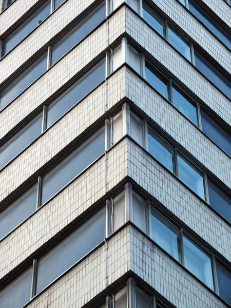 Detalles de las ventanas modernas del edificio de oficinas —  Fotos de Stock