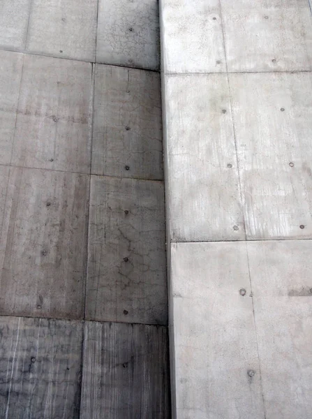 Gegossene graue Betonwände mit Ecke — Stockfoto
