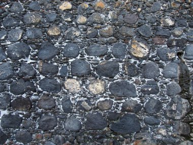 kanarya i tipik eski siyah düzensiz desenli taş duvar