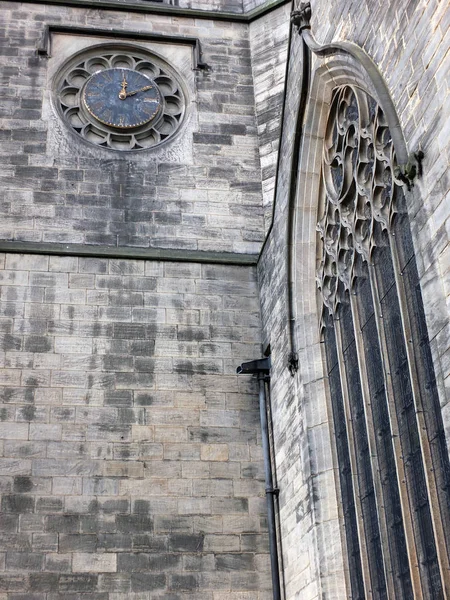 Την εκκλησία του Αγίου Ιωάννη στο Λιντς, μια εκκλησία του δέκατο έβδομο αιώνα — Φωτογραφία Αρχείου