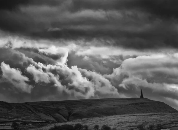 Vackert Landskap Med Molnig Himmel — Stockfoto