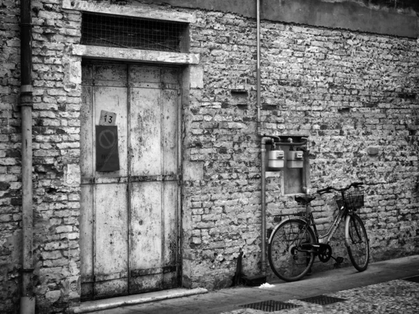 Parede Tijolo Vintage Com Bicicleta Cidade Velha — Fotografia de Stock