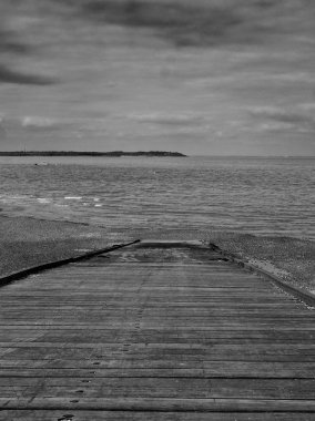 Güzel bir sahil manzarası