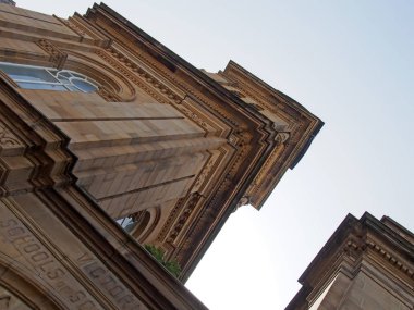 19. yüzyılın güney limanı Merseyside 'daki tarihi atkinson binasının yakın açılı detaylı görüntüsü.