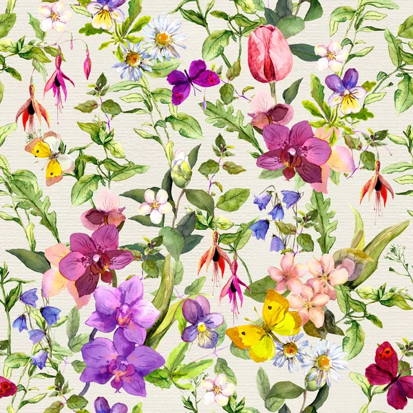 Fondo de pantalla transparente - flores, mariposas. Patrón floral del prado para el diseño de interiores. Acuarela — Foto de Stock