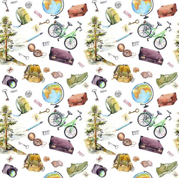 Utazástervezés, turisztikai felszerelés - iránytű, hátizsák, kerékpár, fényképezőgép. Akvarell turizmus design. Zökkenőmentes minta — Stock Fotó