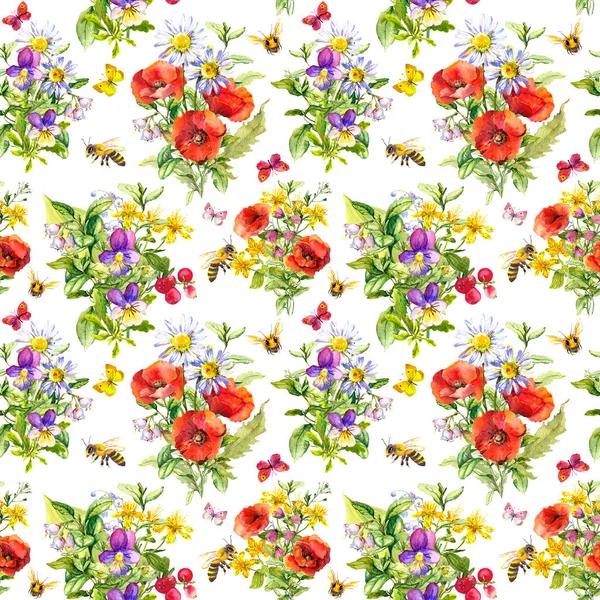 Flores del prado de verano, hierbas, mariposas, abejas. Patrón floral sin costuras. Acuarela —  Fotos de Stock