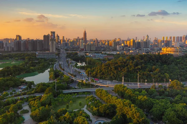 Wuhan City Skyline Solnedgång Landskap — Stockfoto