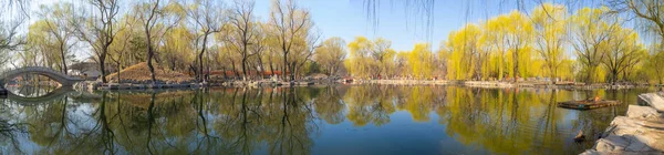 Krajina Letní Palác Pekingu Brzy Jaře — Stock fotografie