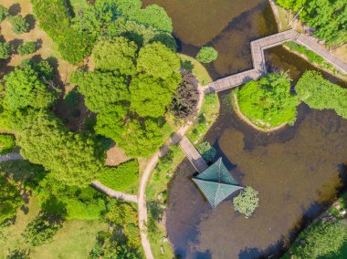 İlkbaharda Moon Lake Park üzerinde Aerial View, Wuhan, Hubei, Çin