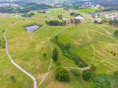Wuhan, Hubei Eyaleti, Çin 'deki Mulan çayır manzarasının erken dönem manzarası