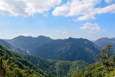Hubei Eyaleti Cennet Köyü Milli Jeoloji Parkı Yaz Manzarası