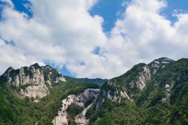 Hubei Eyaleti Cennet Köyü Milli Jeoloji Parkı Yaz Manzarası