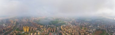 Yaz aylarında Wuhan şehir hava fotoğrafçılığı