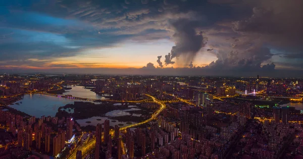 Puesta Sol Ciudad Wuhan Paisaje Fotografía Aérea Nocturna Verano —  Fotos de Stock