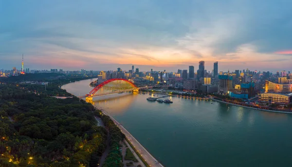 Coucher Soleil Ville Wuhan Paysage Photographie Aérienne Nuit Été — Photo