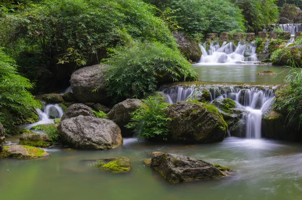 Letní Scenerie Tří Soutěských Vodopádů Yichangu Hubei — Stock fotografie