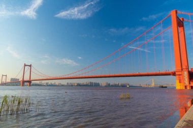 Yaz aylarında Wuhan şehir açık büyüleyici sahne