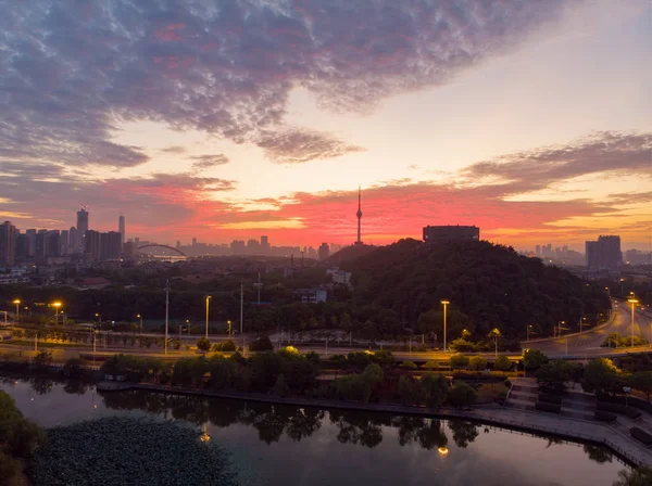 Wuhan Miasto Odkryty Uroczy Aerial Fotografii Wschód Słońca Dekoracje Lecie — Zdjęcie stockowe