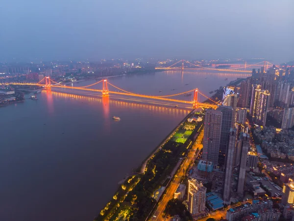 Şehir Gün Batımı Gece Hava Fotoğrafçılığı Yazın Wuhan Hubei Çin — Stok fotoğraf