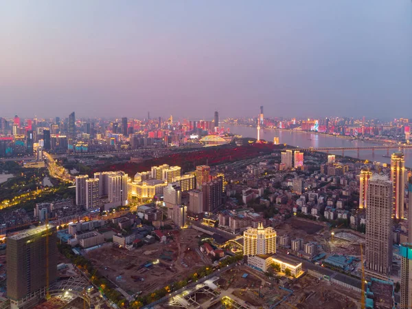 Stadt Sonnenuntergang Und Nacht Luftaufnahmen Landschaft Sommer Wuhan Hubei China — Stockfoto