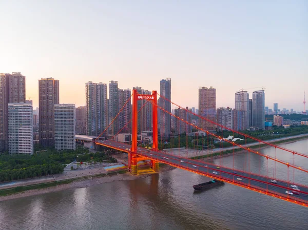 Město Západ Slunce Noční Letecké Fotografování Scenérie Létě Wuhan Hubei — Stock fotografie