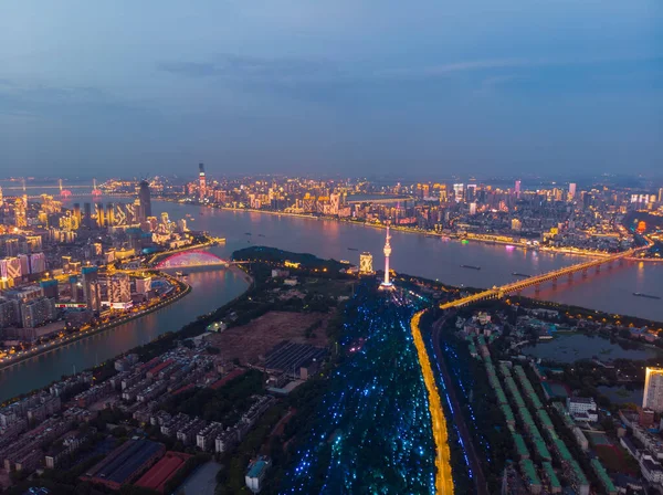 Ciudad Puesta Del Sol Noche Paisaje Fotografía Aérea Verano Wuhan —  Fotos de Stock