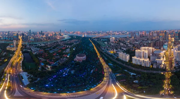 Miejskie Zachody Słońca Nocne Widoki Powietrza Latem Wuhan Hubei Chiny — Zdjęcie stockowe