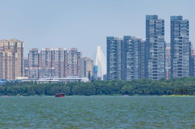 Wuhan, Hubei 'deki Doğu Gölü Turizm Manzarası