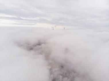 Hubei Wuhan yaz şehri gökyüzü manzarası