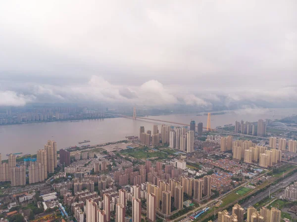 Hubei Wuhan Yaz Şehri Gökyüzü Manzarası — Stok fotoğraf