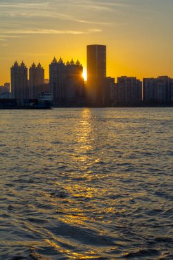 Hubei Wuhan yaz şehri gökyüzü manzarası