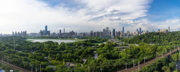 湖北武汉夏城天际线风景 — 图库照片