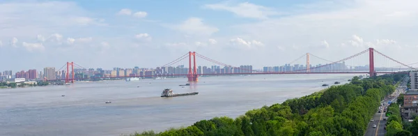 湖北武汉夏城天际线风景 — 图库照片