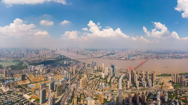 Hubei Wuhan Lato Miasto Panorama — Zdjęcie stockowe