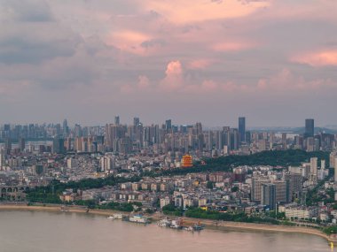 Wuhan Yaz Şehri Gündoğumu Manzarası