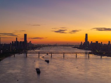 Wuhan Yaz Şehri Gündoğumu Manzarası