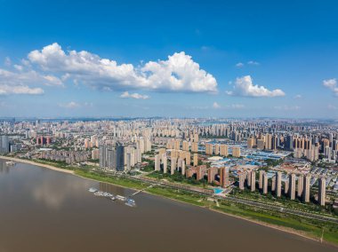 Wuhan şehir simgesi gökyüzü manzarası