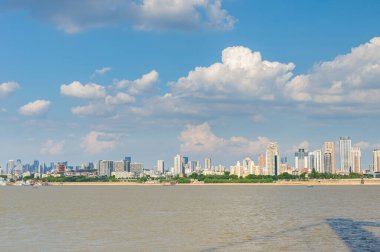 Wuhan şehir simgesi gökyüzü manzarası