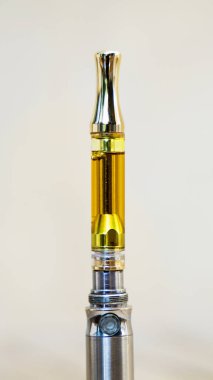 Vape Pen. Vaping Esrar ve Esrar. 