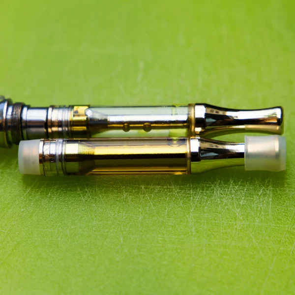 Cannabis Olie Voor Het Roken Van Marihuana Een Vaporizer Elektronische — Stockfoto