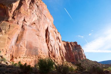 Arches Milli Parkı'nda Çölde Kayalar ile Amazing Manzara