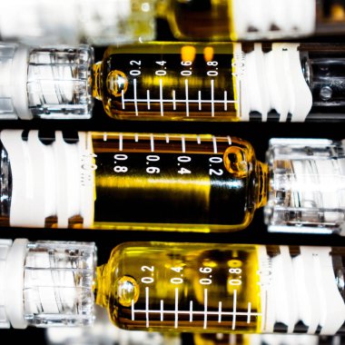 Esrar yağı-bağımlılık ve sağlık kavramı. Esrar ilaçlar.