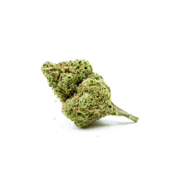 Beyaz Arka Planda Kurutulmuş Marihuana Yakından Görünümü — Stok fotoğraf