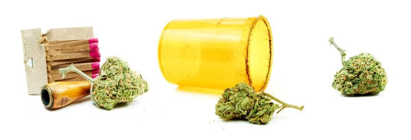 大麻毒瘾概念 在白色背景上隔离的构图 — 图库照片