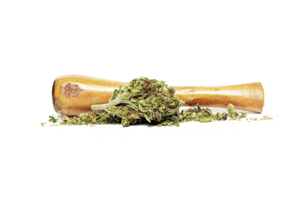 Nahaufnahme Von Getrocknetem Marihuana Und Rauchender Pfeife Drogenabhängigkeit Medizinisches Marihuana — Stockfoto