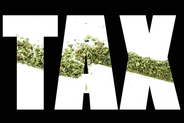 带有黑色背景的大麻的税务文本 — 图库照片