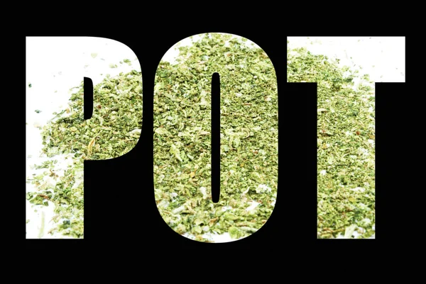 Texto Pot Com Cannabis Moída Sobre Fundo Preto — Fotografia de Stock