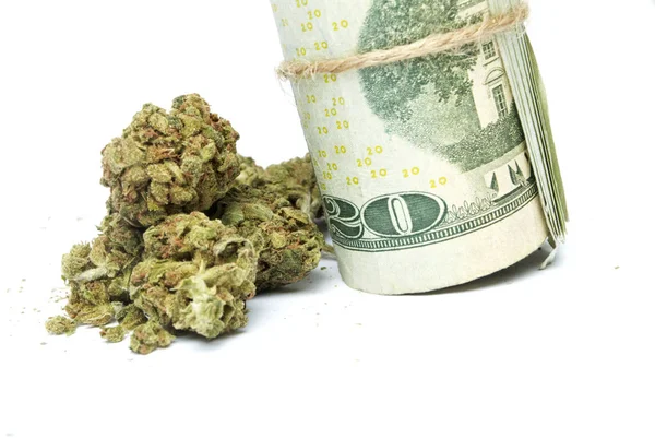 Marihuana en geld — Stockfoto